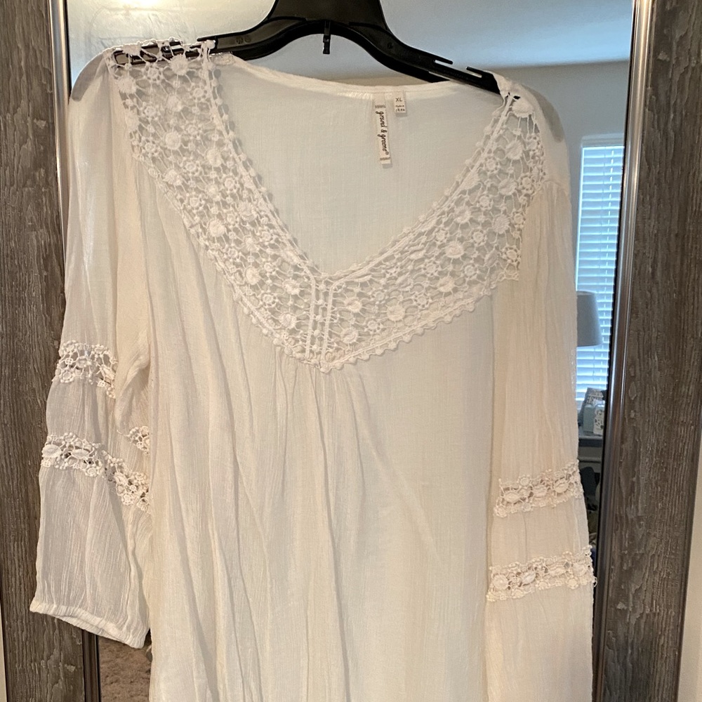 3/4 length sleeve sheer top